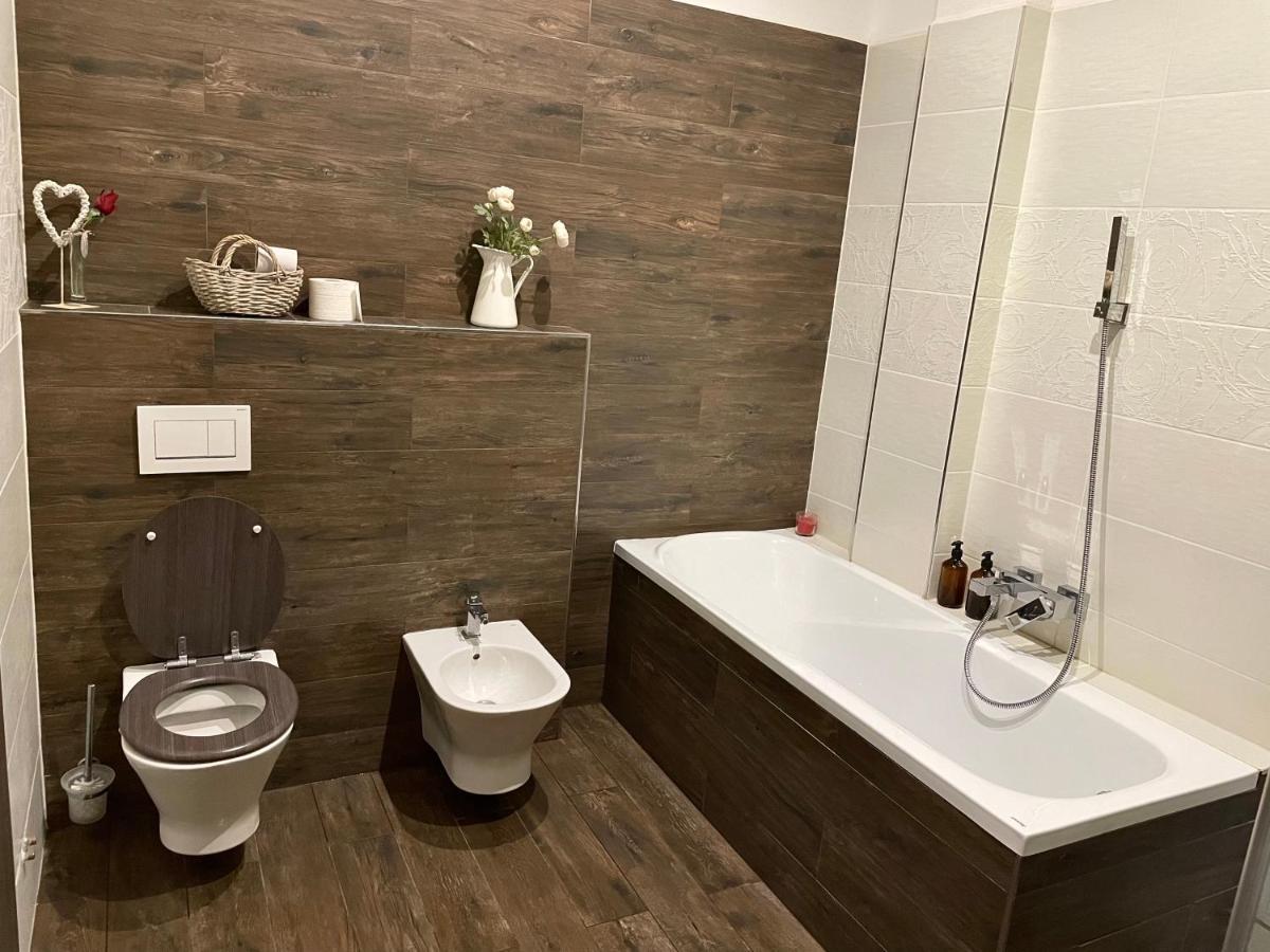 Apartman Az Pro 8 Osob Humpolec Eksteriør bilde